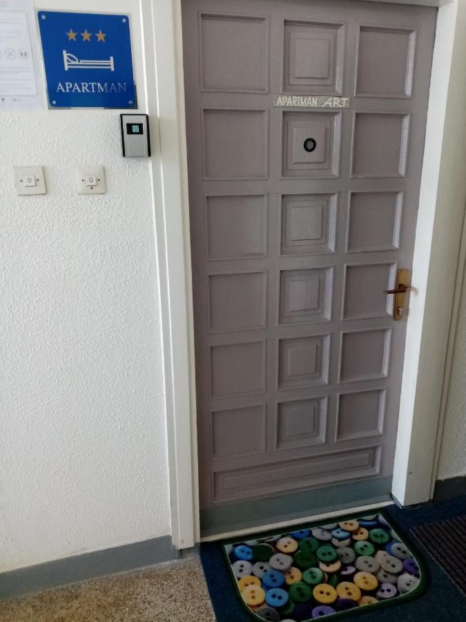 Art Apartman Plitvicka Jezera Bagian luar foto