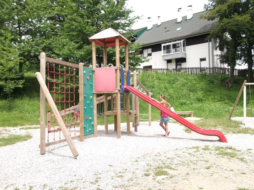 Art Apartman Plitvicka Jezera Bagian luar foto
